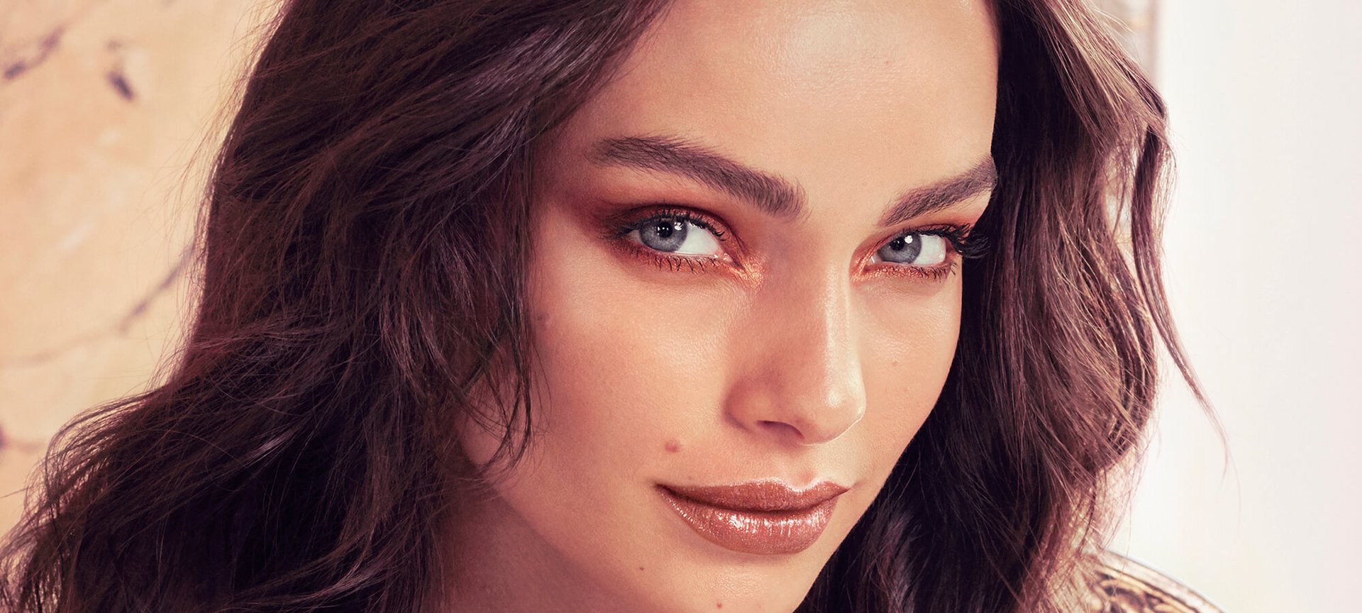 Victor regisseur Goed De 5 beste make-up tips voor vrouwen met blauwe ogen | L'Oréal Paris