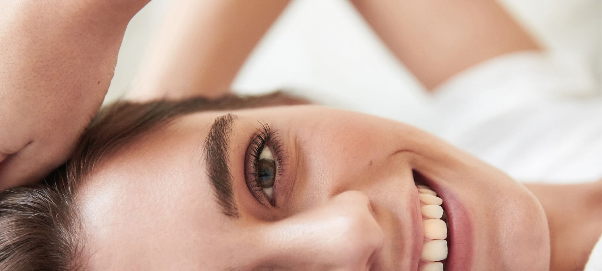 Een no make-uplook met een natuurlijke glow hero