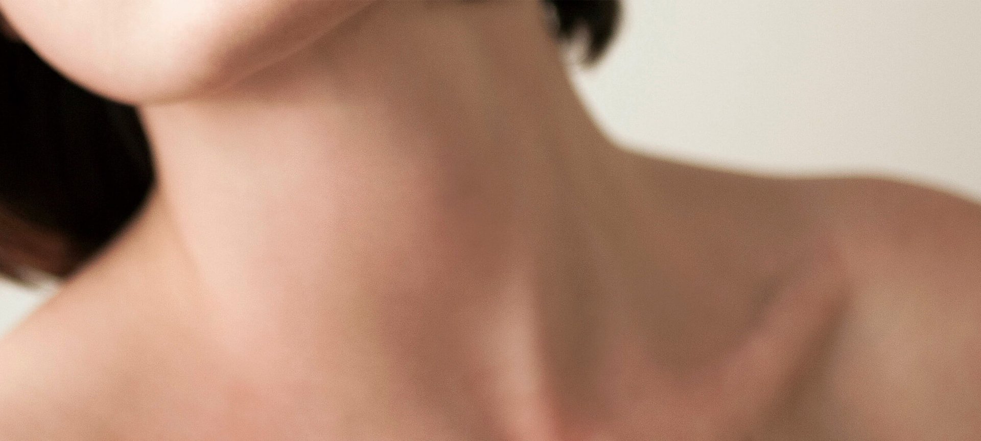 Een handleiding voor het wegwerken van donkere huidvlekken hero